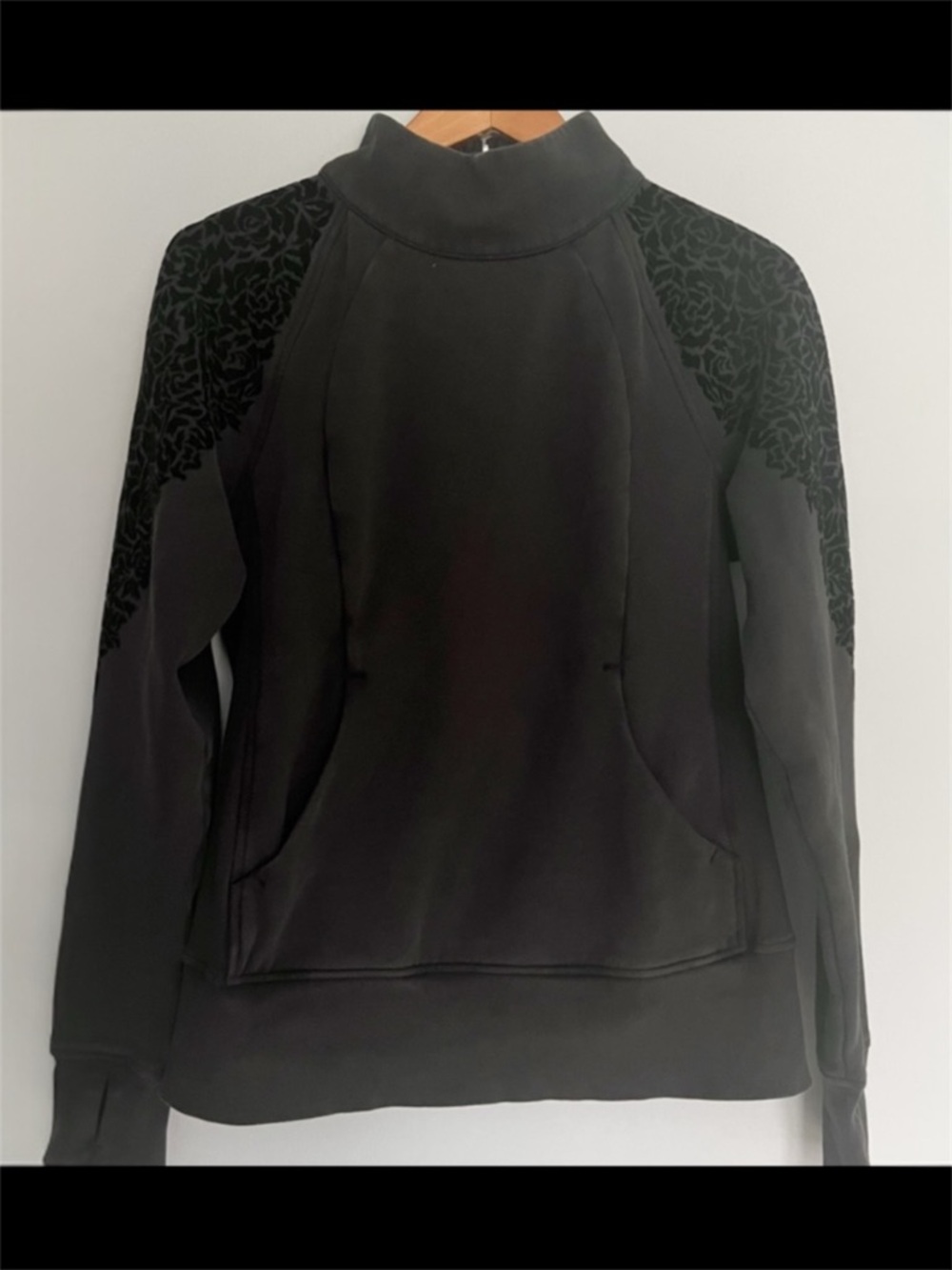 Lululemon Floral Flock Pullover Black Size 8